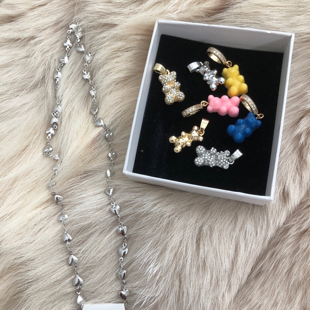 Silver bear charm necklace